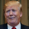 Contradicen al médico de Trump anunciando que para los próximos 2 día sería crítica la salud del mandatario estadounidense