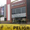 Mueren electrocutados dos empleados